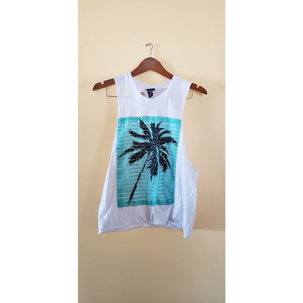 ⭐ Rue21 Cutoff Summer Tank